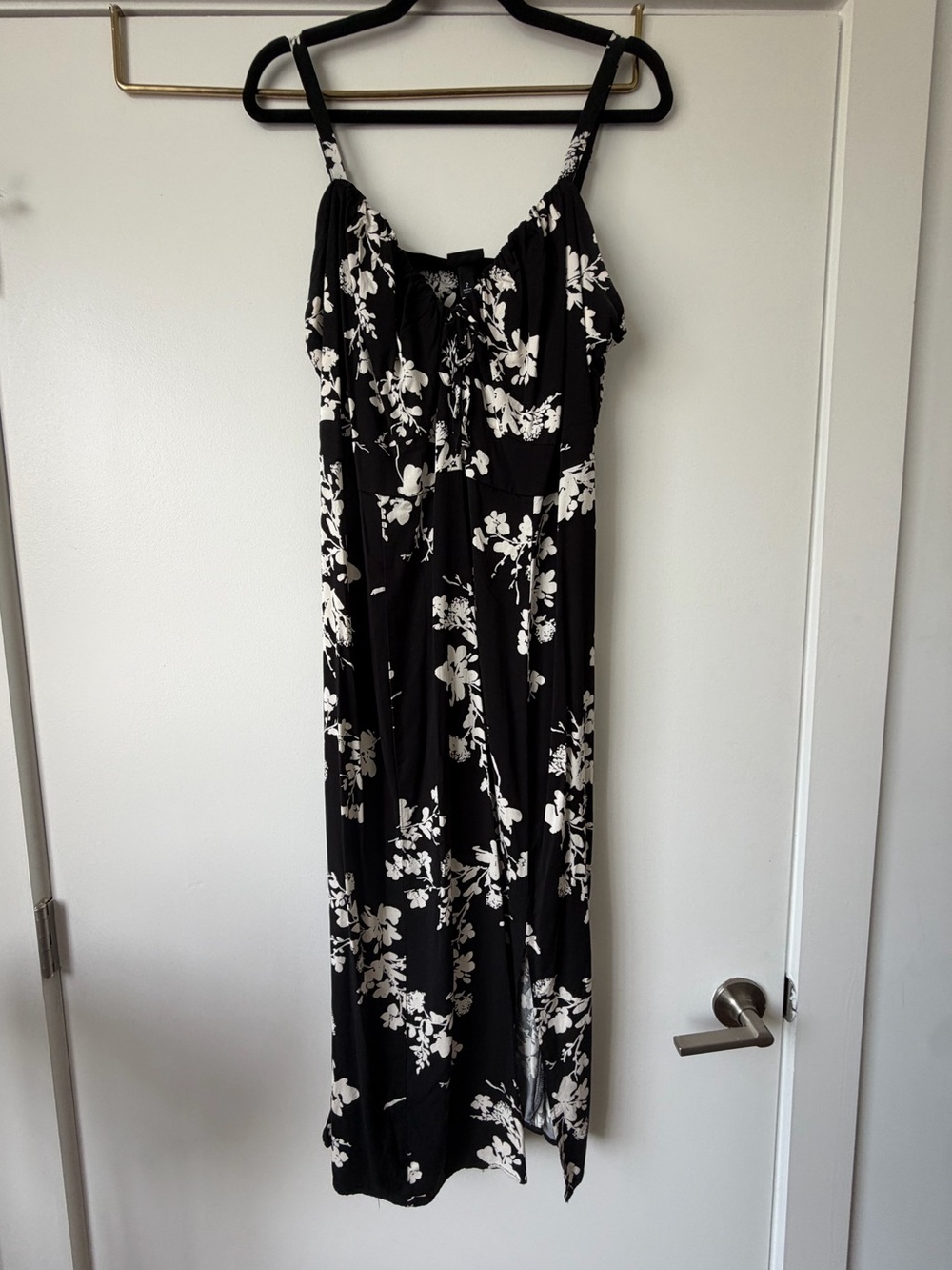 Torrid Black and White Floral Midi Dress